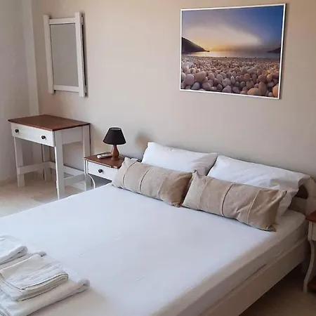 Tasias Apartment Lixouri